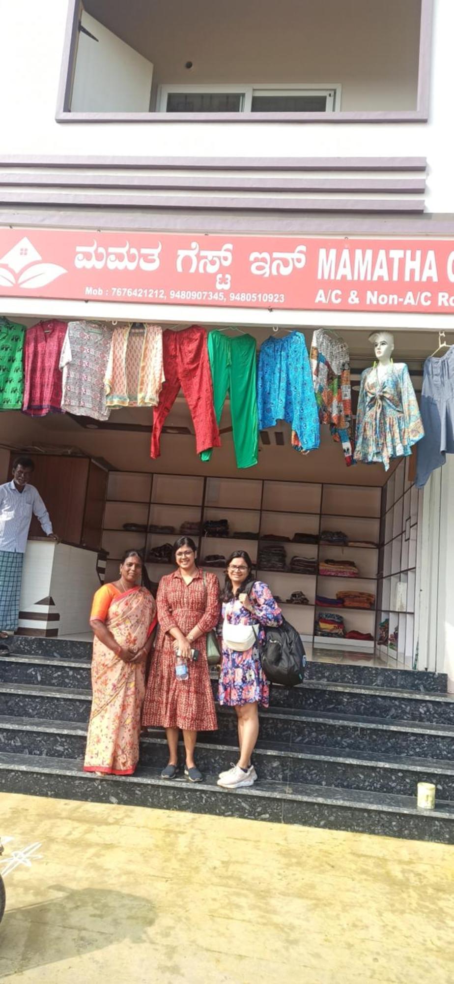 Mamatha Guest Inn Hampi Exteriör bild