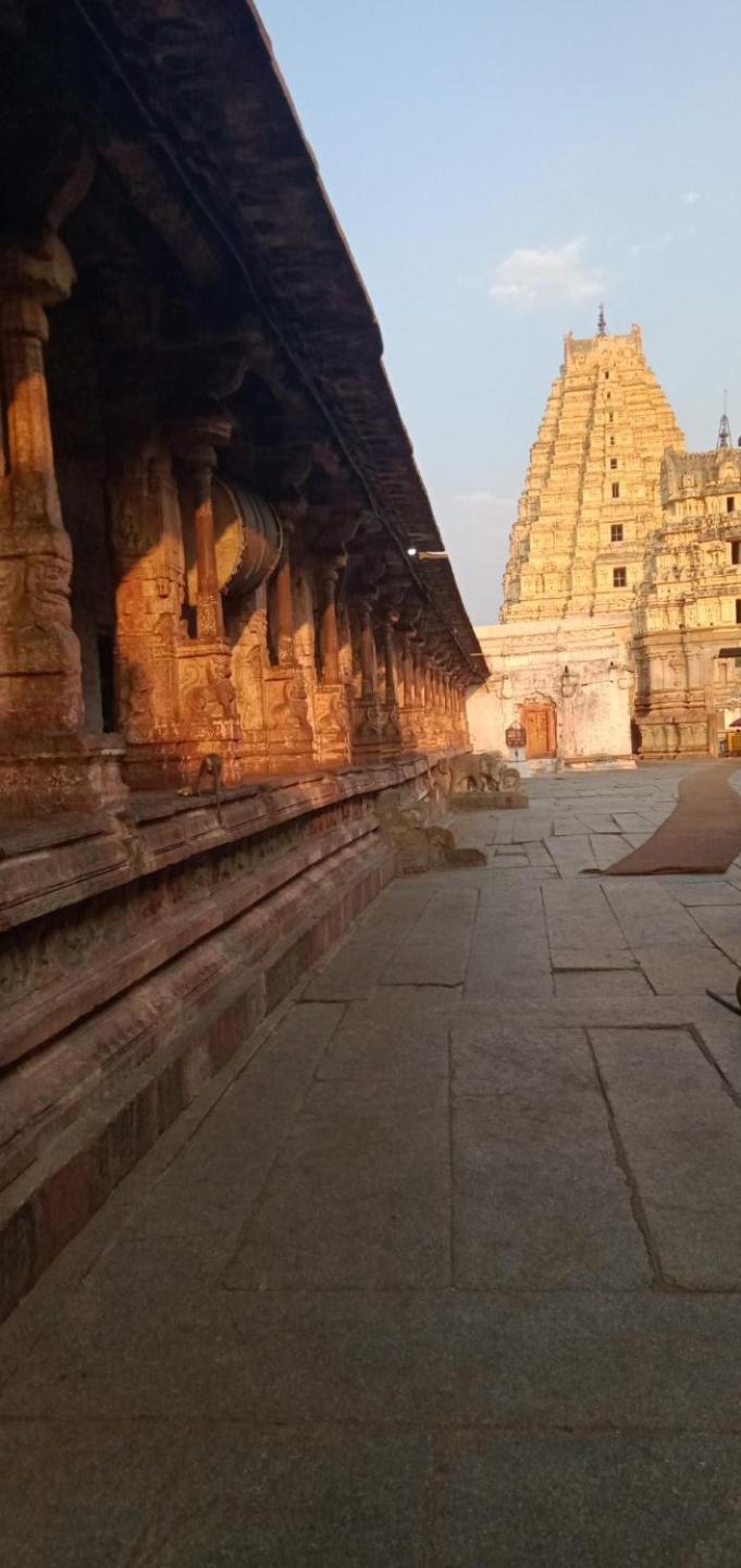 Mamatha Guest Inn Hampi Exteriör bild